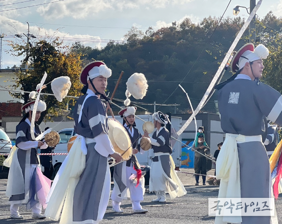 '부자마을에 즐기는 의령풍류' 공연