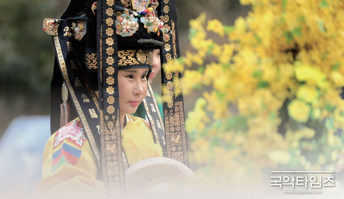 꽃대신당 이화정 만신 – 이미지 제공 분양7번가